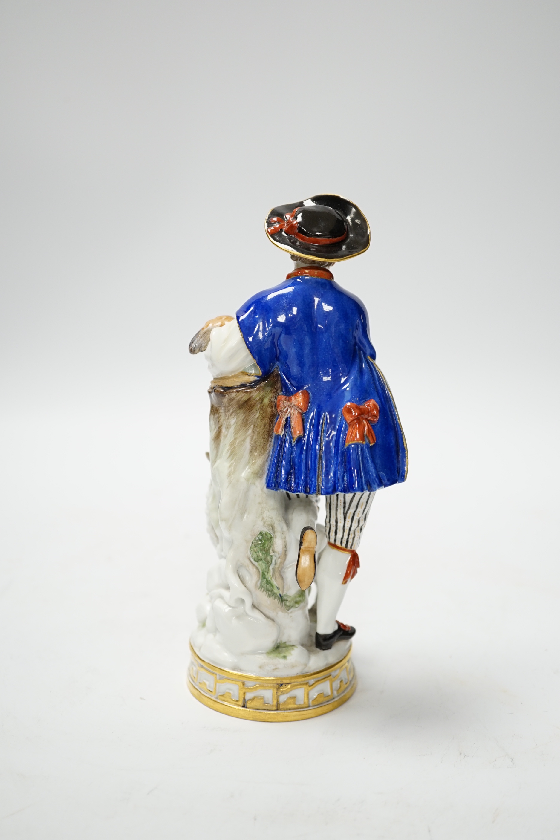 A Meissen shepherd group, late 19th century, 19cm